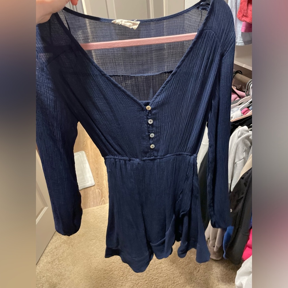 blue long sleeve dress